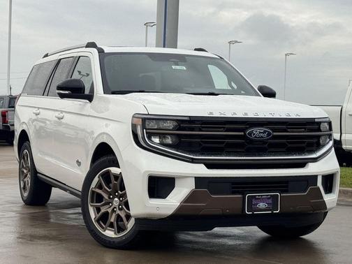Star White Metallic Tri-Coat 2026 Ford Expedition Max King Ranch