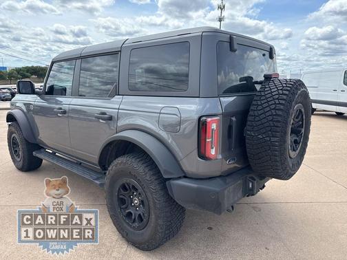 Gray Metallic 2024 Ford Bronco Wildtrak