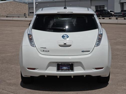 2016 Nissan Leaf S