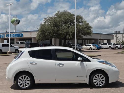 2016 Nissan Leaf S