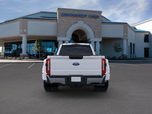 2025 Ford F-350 XLT