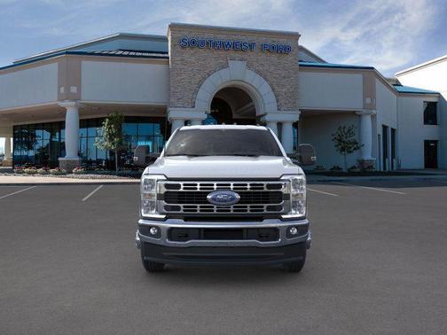 2025 Ford F-350 XLT