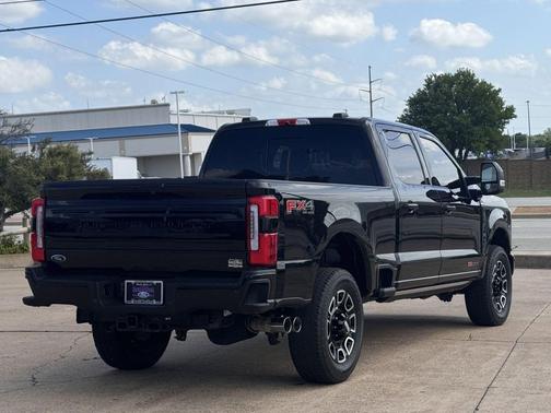 Agate Black Metallic 2025 Ford F-250 Platinum