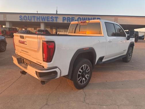 2022 GMC Sierra 2500 AT4