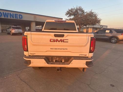 2022 GMC Sierra 2500 AT4