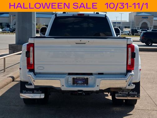 2023 Ford F-450 Lariat