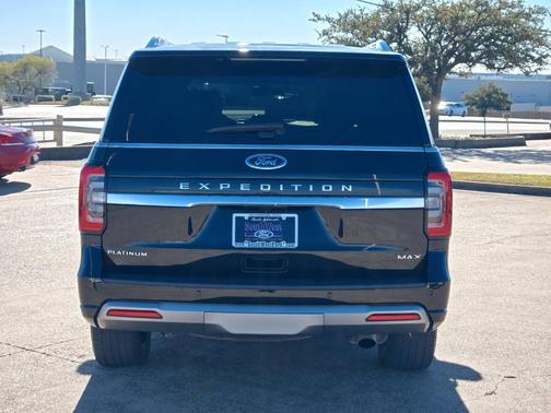 2022 Ford Expedition Max Platinum
