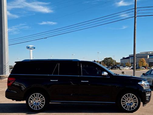 2022 Ford Expedition Max Platinum