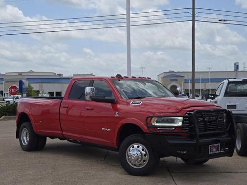 2021 RAM 3500 Laramie