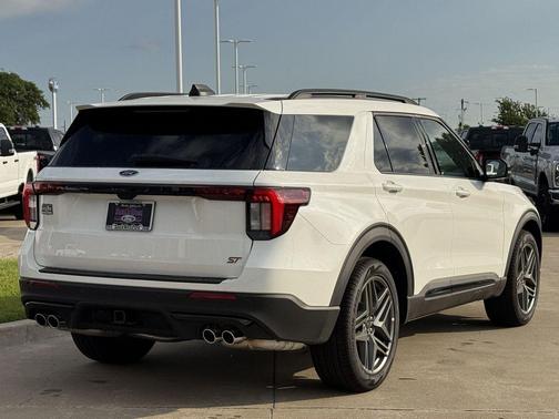 White Metallic 2026 Ford Explorer ST