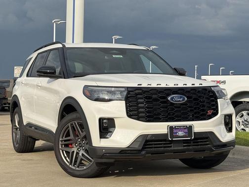 White Metallic 2026 Ford Explorer ST