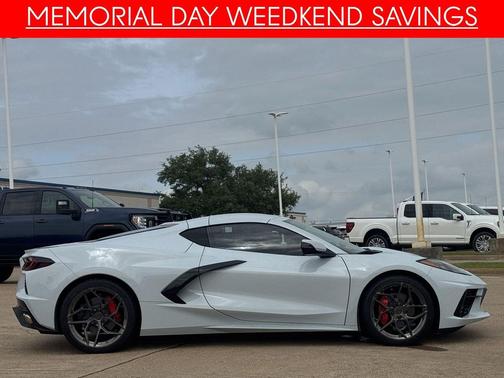 Ceramic Matrix Gray Metallic 2024 Chevrolet Corvette Stingray w/2LT