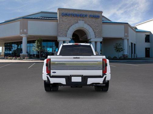 2025 Ford F-450 Platinum