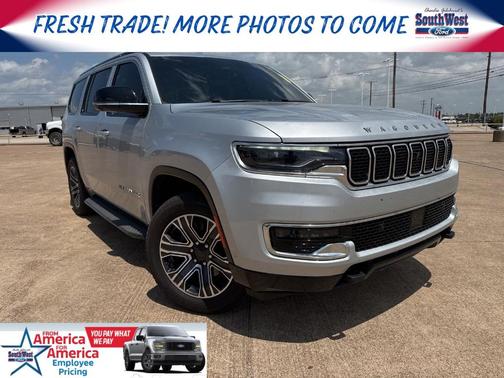 2024 Jeep Wagoneer Base