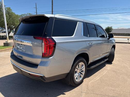 2024 GMC Yukon SLT