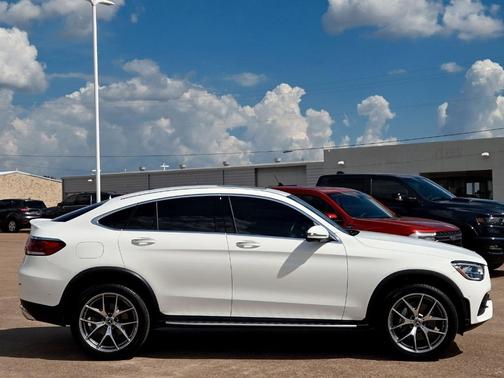 2022 Mercedes-Benz GLC 300 4MATIC Coupe