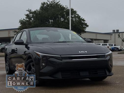 Interstellar Gray 2025 Kia K4 LXS