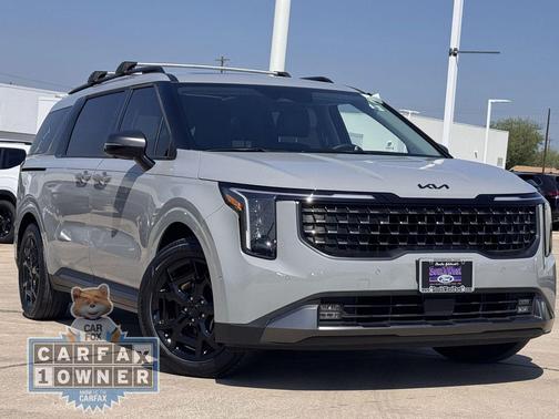 2025 Kia Carnival SX