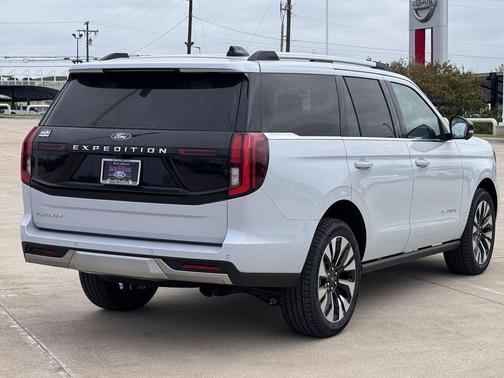 Space Silver Metallic 2026 Ford Expedition Platinum
