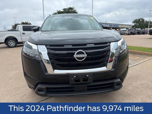 Super Black 2024 Nissan Pathfinder S