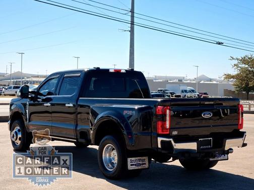 2024 Ford F-350 Lariat Super Duty