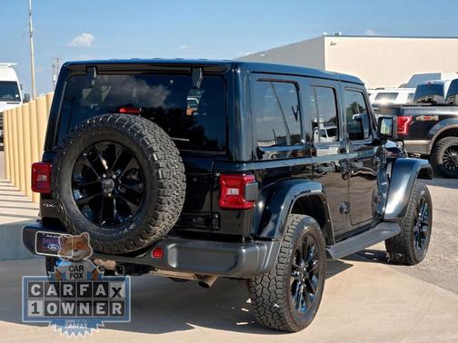 2022 Jeep Wrangler Unlimited 4xe Sahara