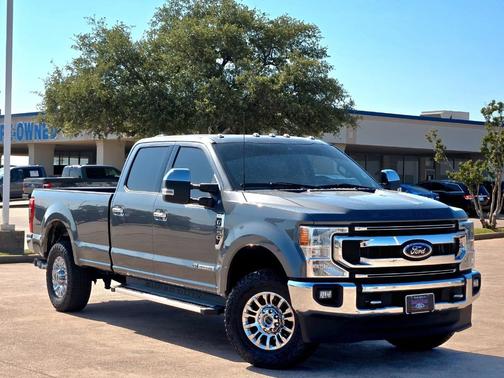 2022 Ford F-350 XLT