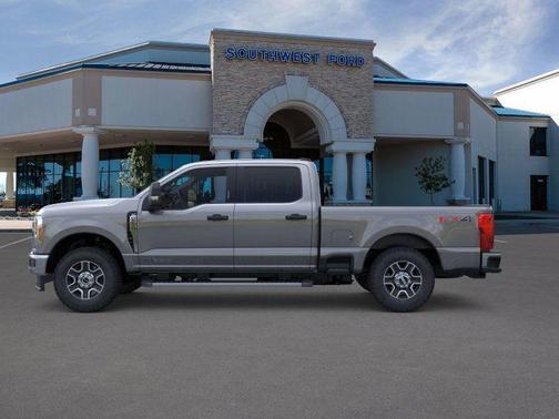 2025 Ford F-250 XLT