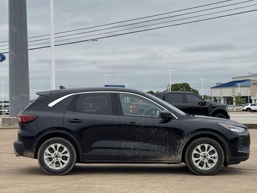 AGATE BLACK METALLIC 2023 Ford Escape Active