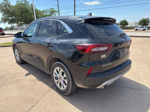 AGATE BLACK METALLIC 2023 Ford Escape Active