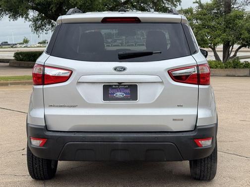Silver Metallic 2020 Ford EcoSport SE