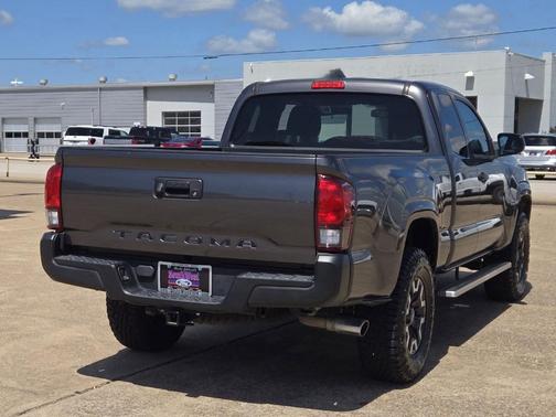 2021 Toyota Tacoma SR