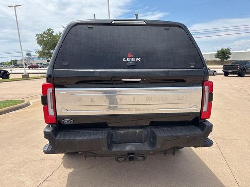 Black Metallic 2023 Ford F-250 Platinum