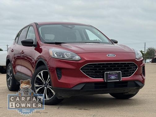 Rapid Red Metallic Tinted Clearcoat 2021 Ford Escape SE