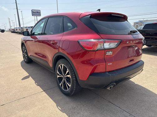 Rapid Red Metallic Tinted Clearcoat 2021 Ford Escape SE