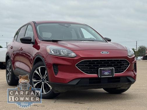 Rapid Red Metallic Tinted Clearcoat 2021 Ford Escape SE