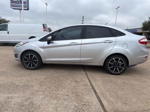 2018 Ford Fiesta SE
