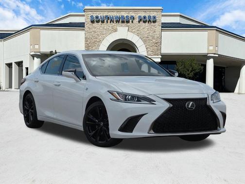 2024 Lexus ES 350 F SPORT Handling