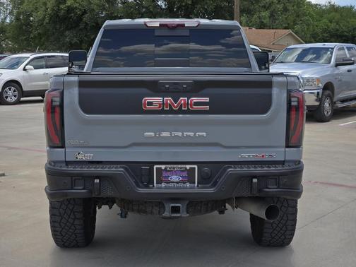 2024 GMC Sierra 2500 AT4X