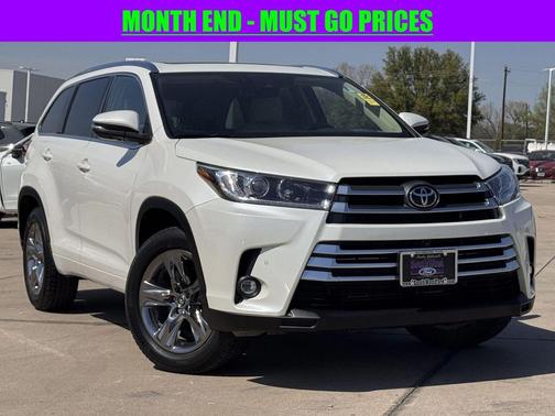White 2019 Toyota Highlander Limited Platinum