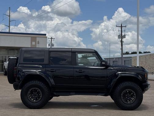 SHADOW BLACK 2024 Ford Bronco Raptor
