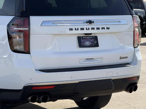 2021 Chevrolet Suburban High Country