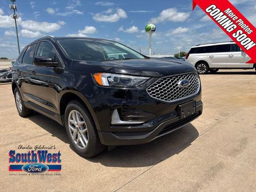 Agate Black Metallic 2024 Ford Edge SEL