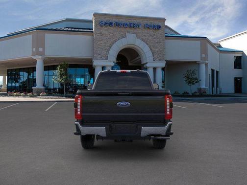 2025 Ford F-350 Lariat Super Duty