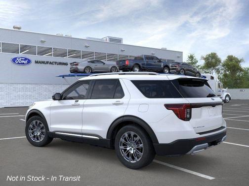 Star White Metallic Tri-Coat 2026 Ford Explorer Platinum