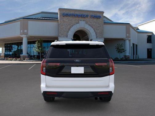 White Metallic 2026 Ford Expedition Tremor