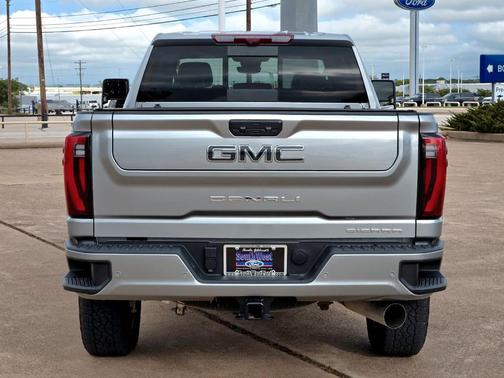 2024 GMC Sierra 2500 Denali Ultimate