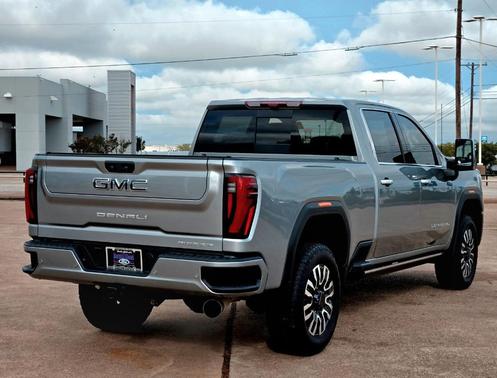 2024 GMC Sierra 2500 Denali Ultimate