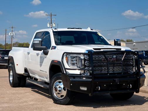 2022 GMC Sierra 3500 Denali