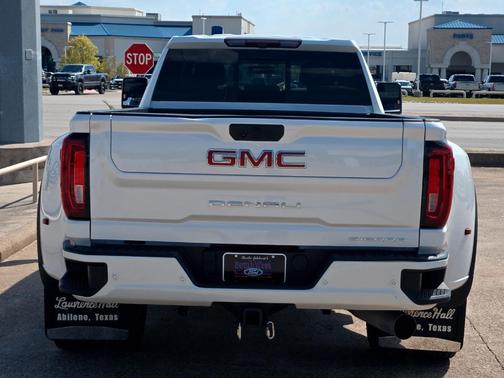 2022 GMC Sierra 3500 Denali